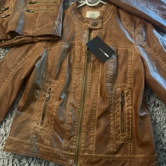 Jacket - Picture 2 of 3